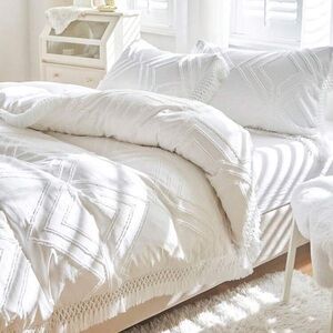 Boho White Tassel Duvet Cover and Sham Set - QUEEN